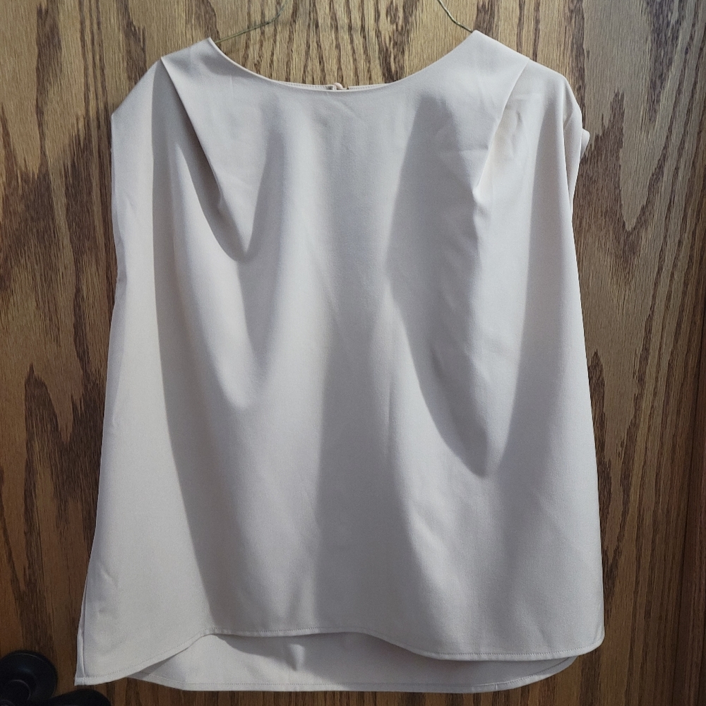 Sollinarry women's top